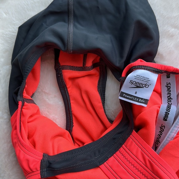 Speedo PowerFLEX Eco WITH Hydrobra Swimsuit One Piece - Picture 5 of 5